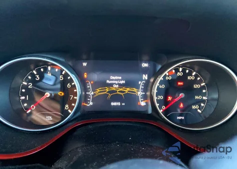 2019 Jeep Compass Trailhawk z USA, uszkodzony, nr VIN 3C4NJDDBXKT739985